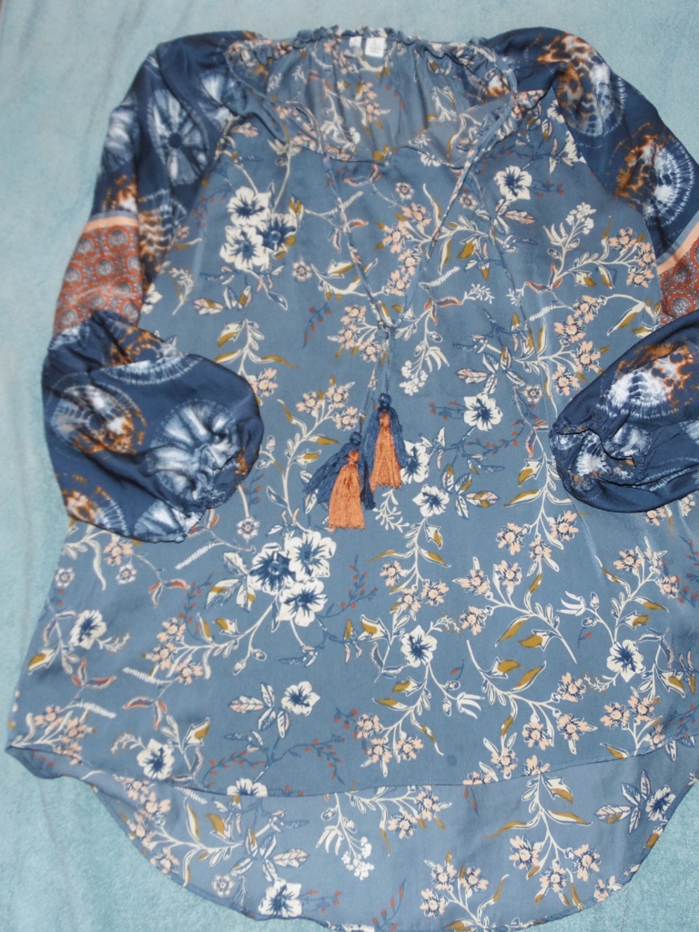 EST. 1946 Women’s Large Boho Floral Tunic Blouse Tassel Top